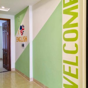 vẽ tranh tường  trung tâm tiếng anh