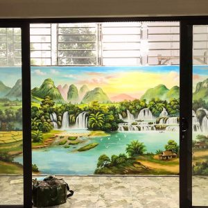 vẽ tranh tường sơn thủy giếng trời nhà dân